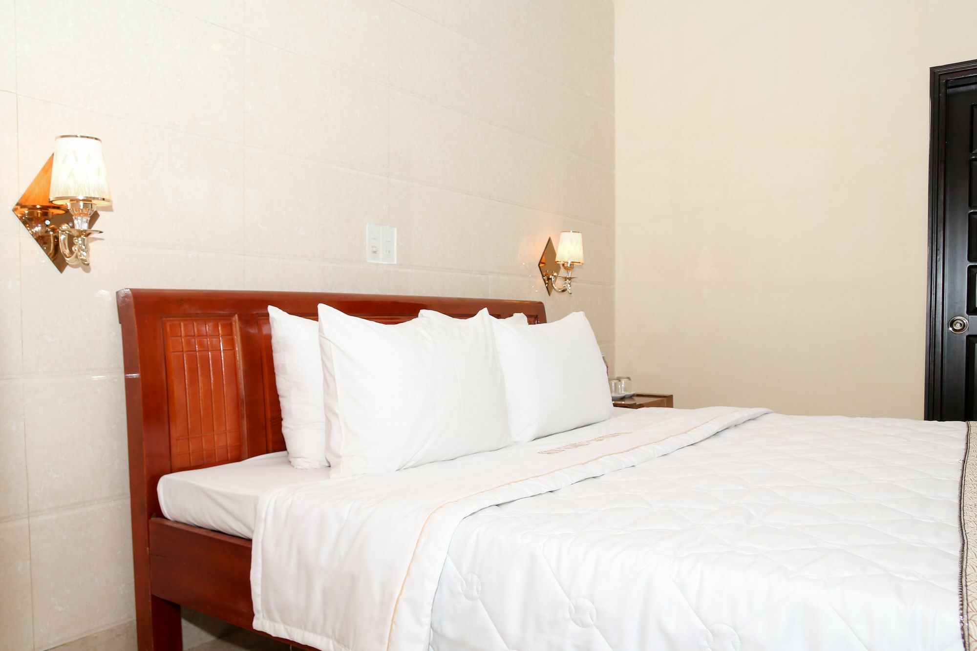 Hue Family Boutique Homestay Buitenkant foto